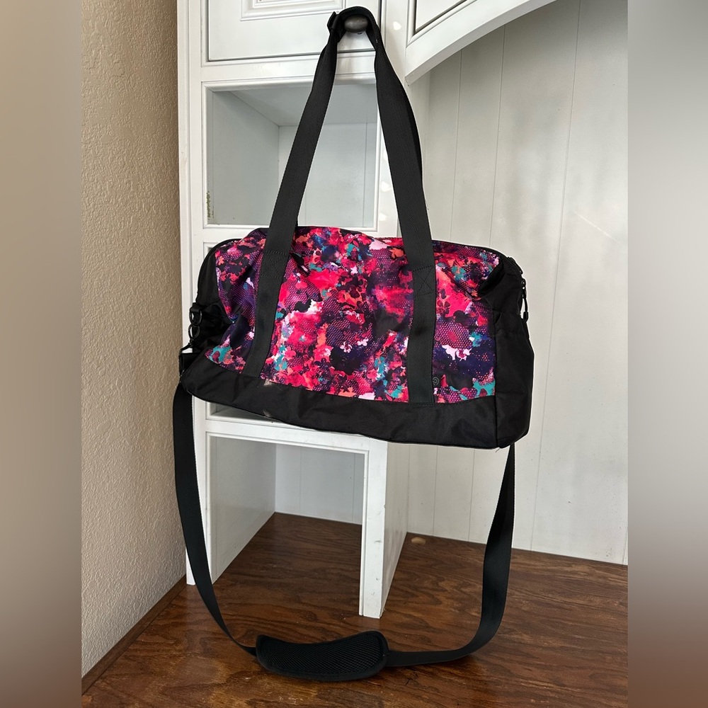 small carry on duffel bag